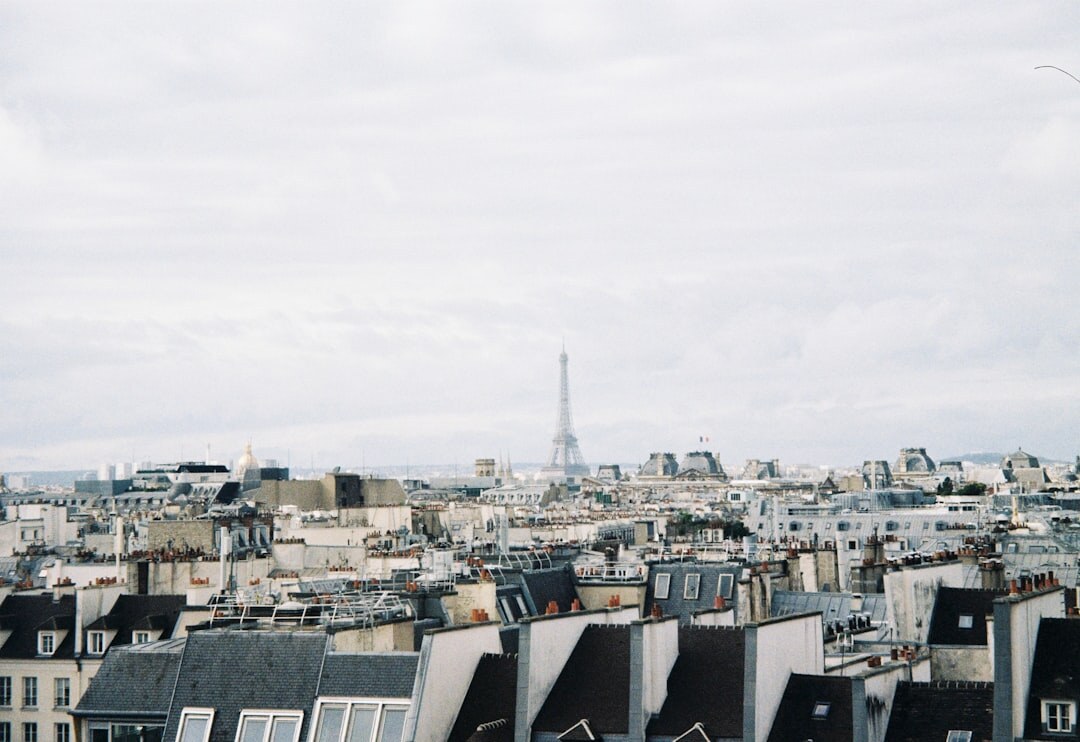 modern french ad